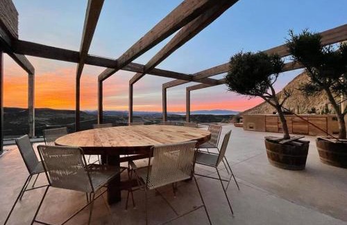 El Sauzal House | Vineyard Desert House- Cuatro Cuatros-Ensenada-