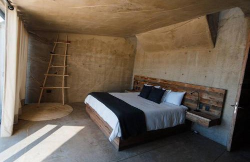 El Sauzal House | Vineyard Desert House- Cuatro Cuatros-Ensenada-