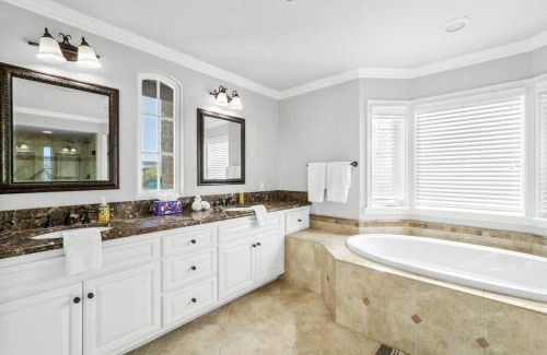 Temecula House | Vineyard Escape - Pool & Views by Allevo Homes