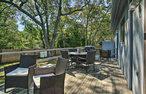 Oak Bluffs House | Vineyard Gem Less Than 2 Mi to Beach and Oak Bluffs!