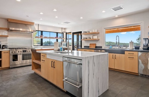 Templeton House | Vineyard House at Oak & Vine