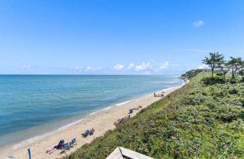 Mashpee House | Vineyard Sound Retreat Sleeps 6