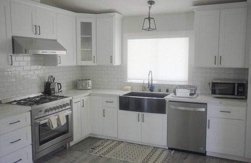 Graton Other | Vineyard View Getaway -