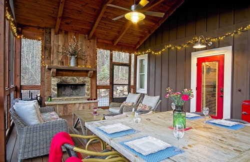 Ellijay Cabin | Vineyard Waterfall Cabin+Free Tasting on Turkey Creek