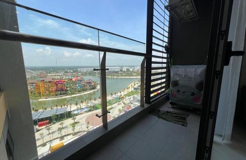 District 9 Apartment | VINHOMES GRAND PARK Chillin Home 1BR Best View