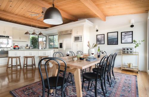 Santa Rosa House | Vino Blanco by AvantStay Private Wine Country Home w Mtn Views Deck