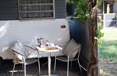 Pitt Town House | Vintage Caravan in the Hawkesbury Valley