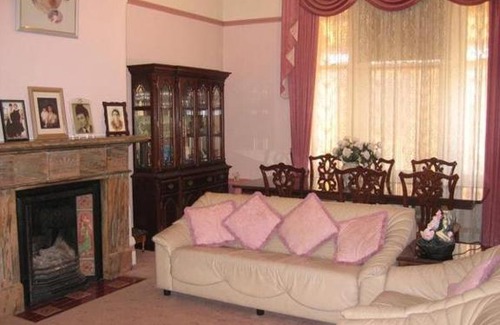Glenelg North Bed & Breakfast | Vintage Chato