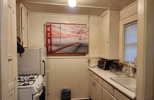 Old North Davis Cottage | Vintage Cottage in Downtown Davis
