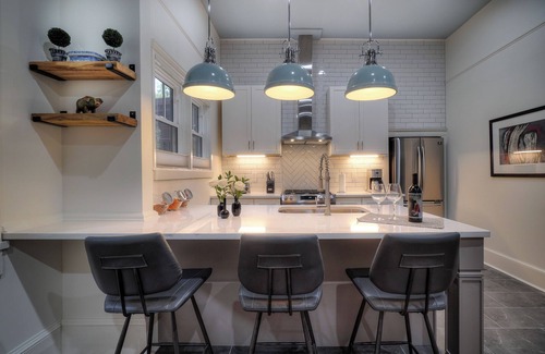 Inman Park Apartment | Vintage Elegance Meets Modern Comfort in Inman Park