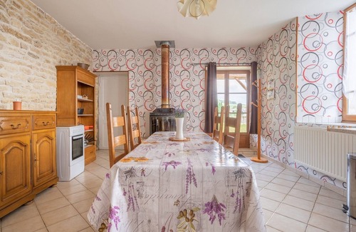 Nouart House | Vintage Holiday Home in Nouart