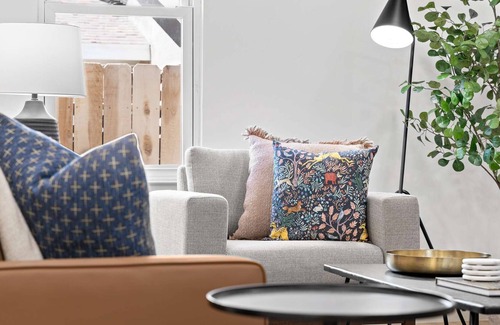 Exeter House | Vintage Modern Cottage in Downtown Exeter + Near Sequoia National Park