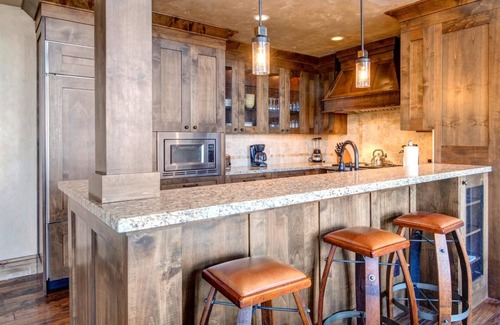 Park City House | Vintage On The Strand 4 Bedrooms VIN-17 by KBM