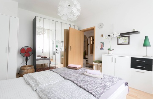 Pankow Apartment | Vintage-Style apartment at P-Berg/Pankow