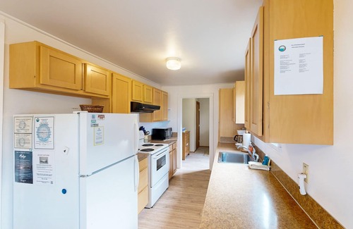 Rockaway Beach Cabin | Vintage-Style Home with Easy Beach Access - Dog-friendly