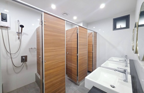 Rong Muang Hotel | Vintana Siam Hotel Bangkok