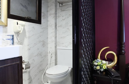 Talat Yot Hotel | Violet Tower at Khaosan Palace