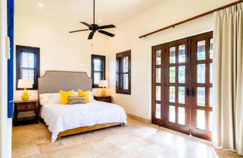 San Jose del Cabo House | VIP Beach Club Pool, Floor-to-Ceiling Views