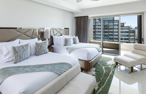 Palmilla Resort | VIP Member Access 💎Luxe 3BR Oceanfront 🌊 Wraparound Terrace w/Jacuzzi ✨4198ft²