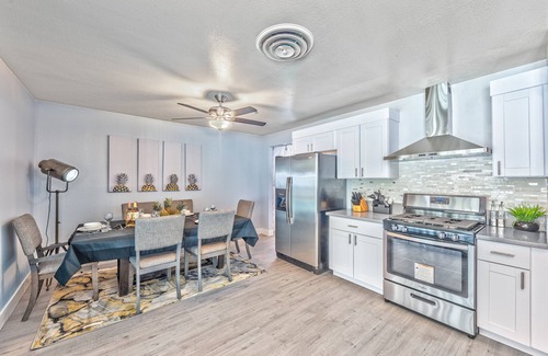 Las Vegas Villa | VIP villa 3BDR 2BHR 5min to the strip large pool