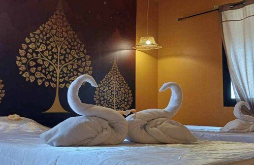 Pong Hotel | Viphuanan resort