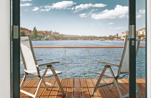 Smichov Boat Rental | VIPliving Houseboat