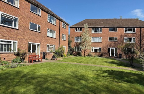 Runnymede Apartment | Virginia Water, comfortable two bed apartment!