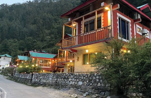 Banjar Hotel | Virman Hillside Resort