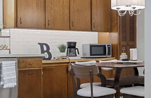 Visalia House | Visalia Family Home W/EV Charger, BBQ Grill, & Backyard Games