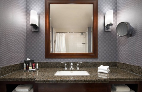 Visalia Hotel | Visalia Marriott at the Convention Center