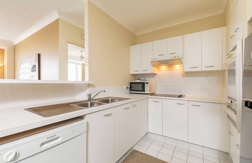 Sunshine Beach Apartment | Visit the Cote D'Azur in Sunshine Beach
