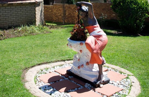Emalahleni House | Visit Vakasha Guest Lodge 2