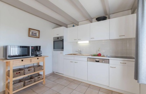 Bredene House | Vissershuisje nr. 213 by Interhome