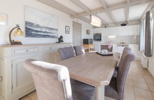 Bredene House | Vissershuisje nr. 213 by Interhome