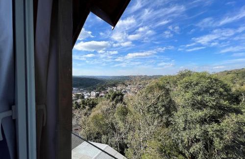Dutra Apartment | VISTA 161 Apto em Gramado com vista espetacular
