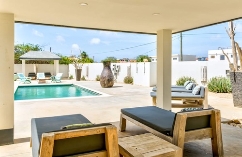 Belnem Condo | Vista Alegre
