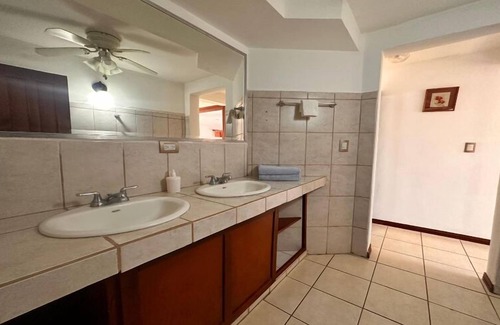 Panama Beach Hotel | Vista Bahia Vacation Rental