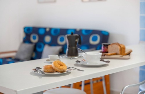 Costa Adeje Apartment | 'Vista Bella' Holidays with Sea Views, Shared Pool and Wi-Fi
