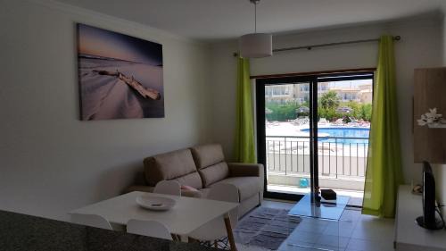 Olhos D'Agua Apartment | Vista das Ondas Olhos de Agua