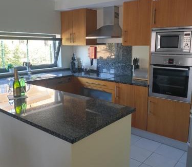 Olhos D'Agua Apartment | Vista das Ondas