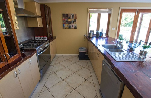 Holgate House | VISTA DEL LAGO TUSCAN MASSION 2.5 ACRES TERRIGAL HOLGATE HEATED POOL 2WOOD FIRES