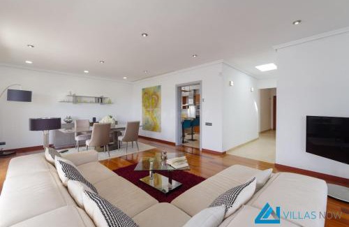 Puerto Calero Villa | Vista Del Mar by Villas Now Ltd