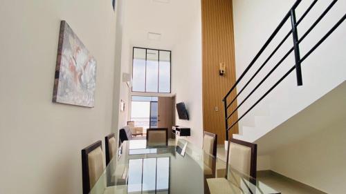 Guayaquil Apartment | Vista Hills Loft & Jacuzzi a 10min Consulado Americano