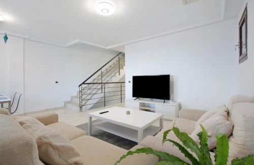 Candelaria House | Vista Horizonte