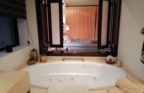 La Paz House | Vista Mar 2BR 2Bath Condo with pool and great views