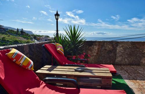 Ponta do Sol Apartment | Vista Mar, a Home in Madeira