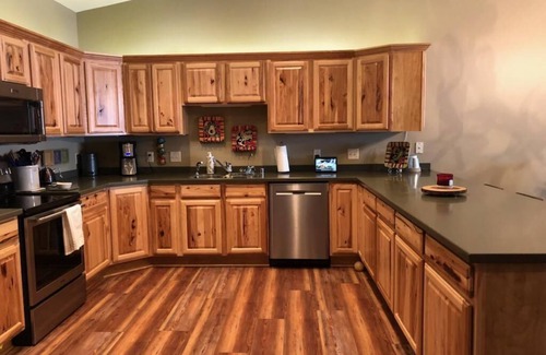Mauston Condo | Vista on "The Rock!"