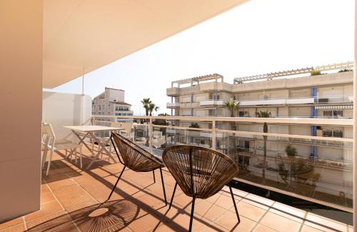 Santa Margarida Apartment | Vista Roses Mar - Apartamento con piscina II