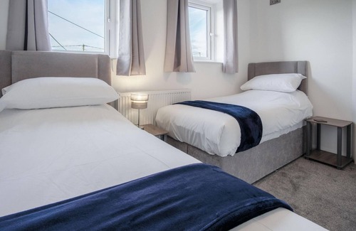 Port-Eynon Apartment | Vista Suite - 3 Bed Apartment - Ocean Breeze