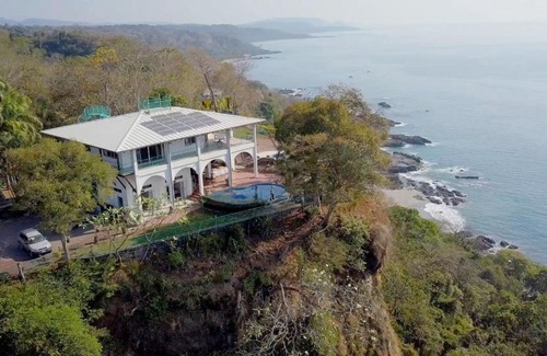 Montezuma Bed & Breakfast | Vista Wow Lodge